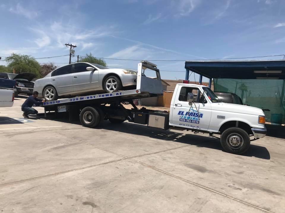 El Paisa Flatbed Tow Truck — 24/7 Towing